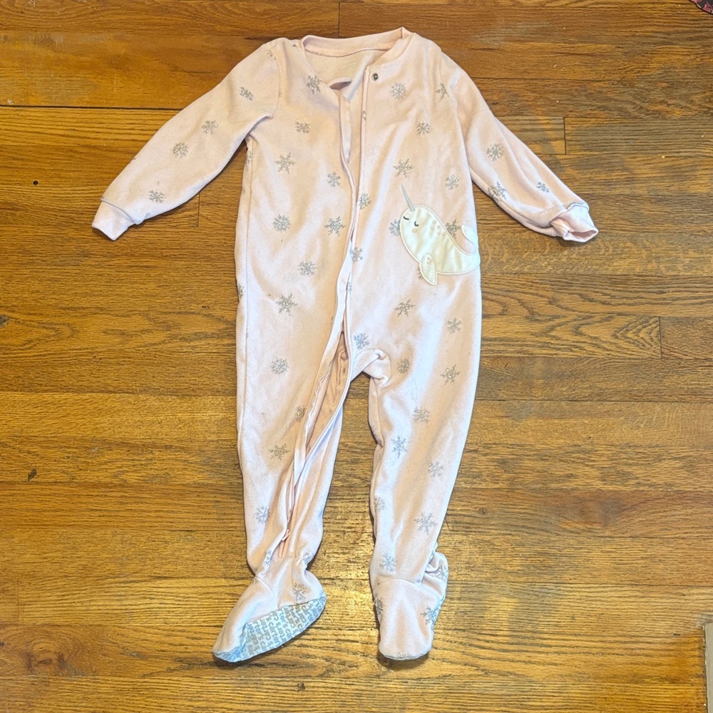 🔥5 FOR $25🔥 Carter's Pink Narwhal Snowflake Print Footed Pajamas